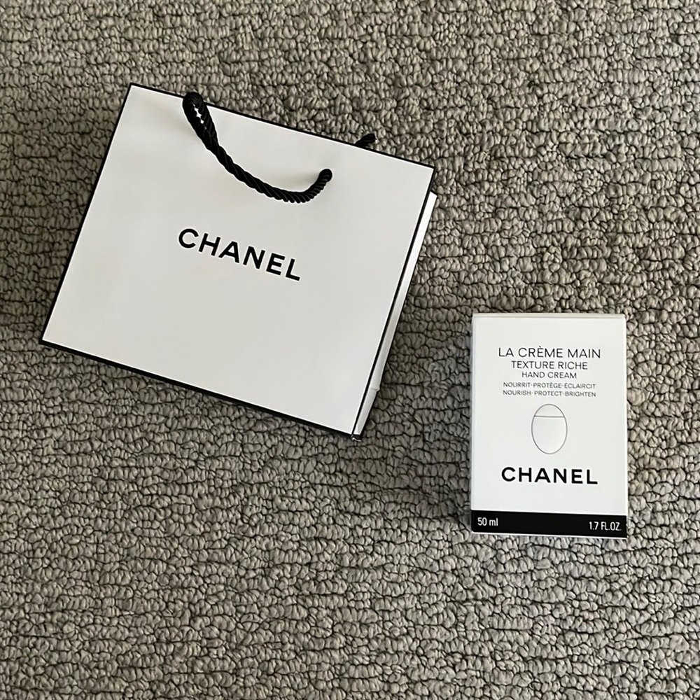 NEW Chanel texture riche egg-shaped hand cream